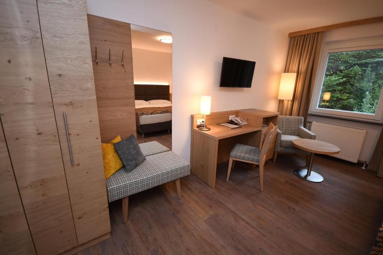 Seegasthof Hois'N Wirt - Hotel Mit Wellnessbereich Gmunden Ngoại thất bức ảnh