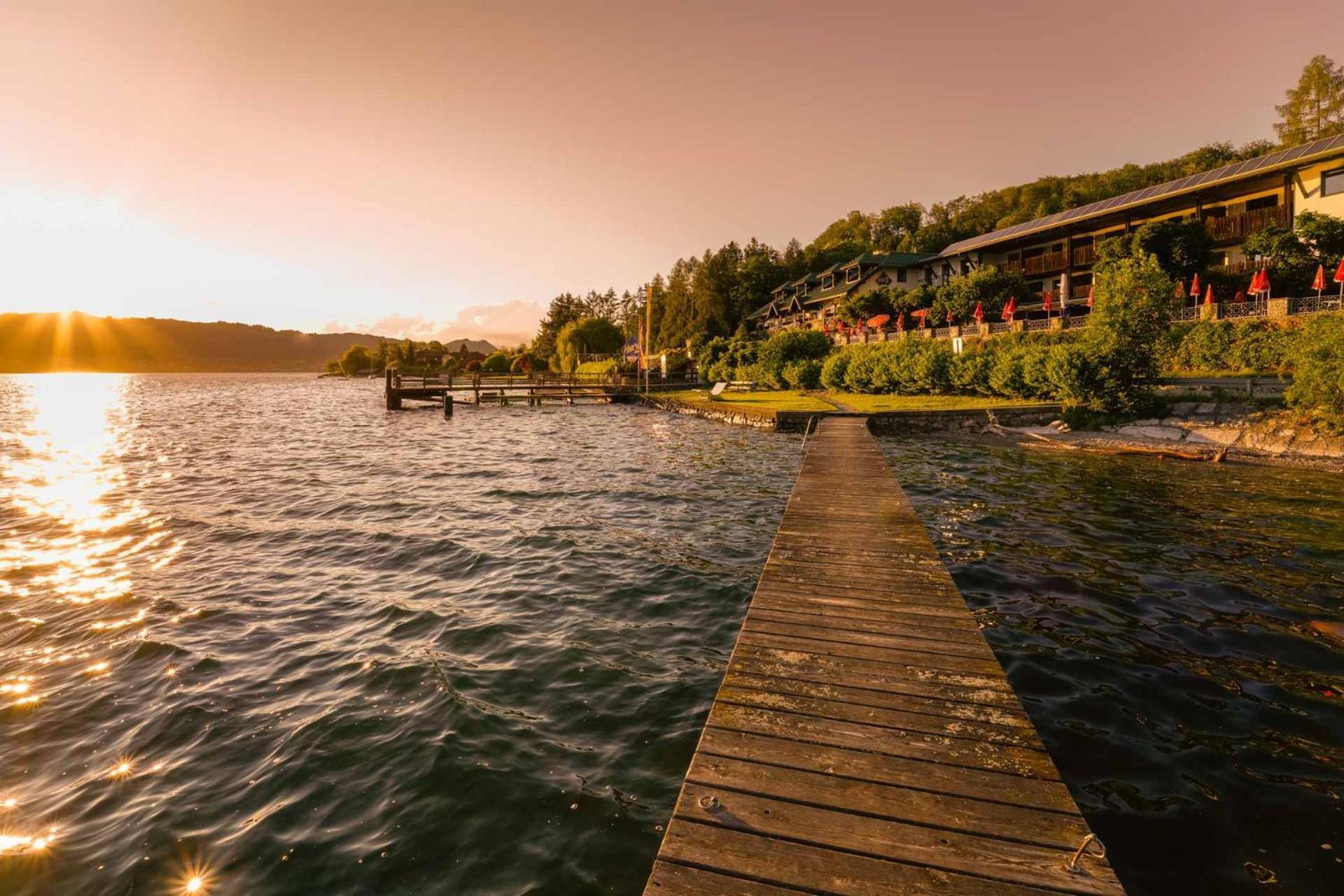 Seegasthof Hois'N Wirt - Hotel Mit Wellnessbereich Gmunden Ngoại thất bức ảnh