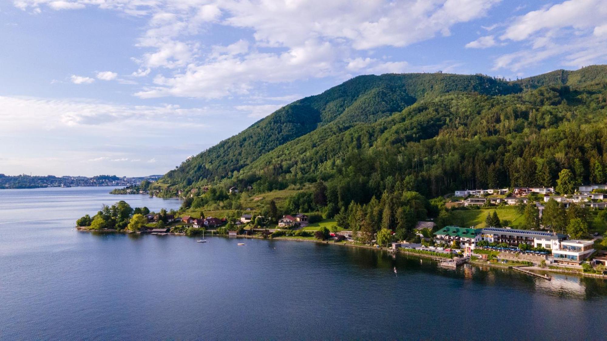 Seegasthof Hois'N Wirt - Hotel Mit Wellnessbereich Gmunden Ngoại thất bức ảnh