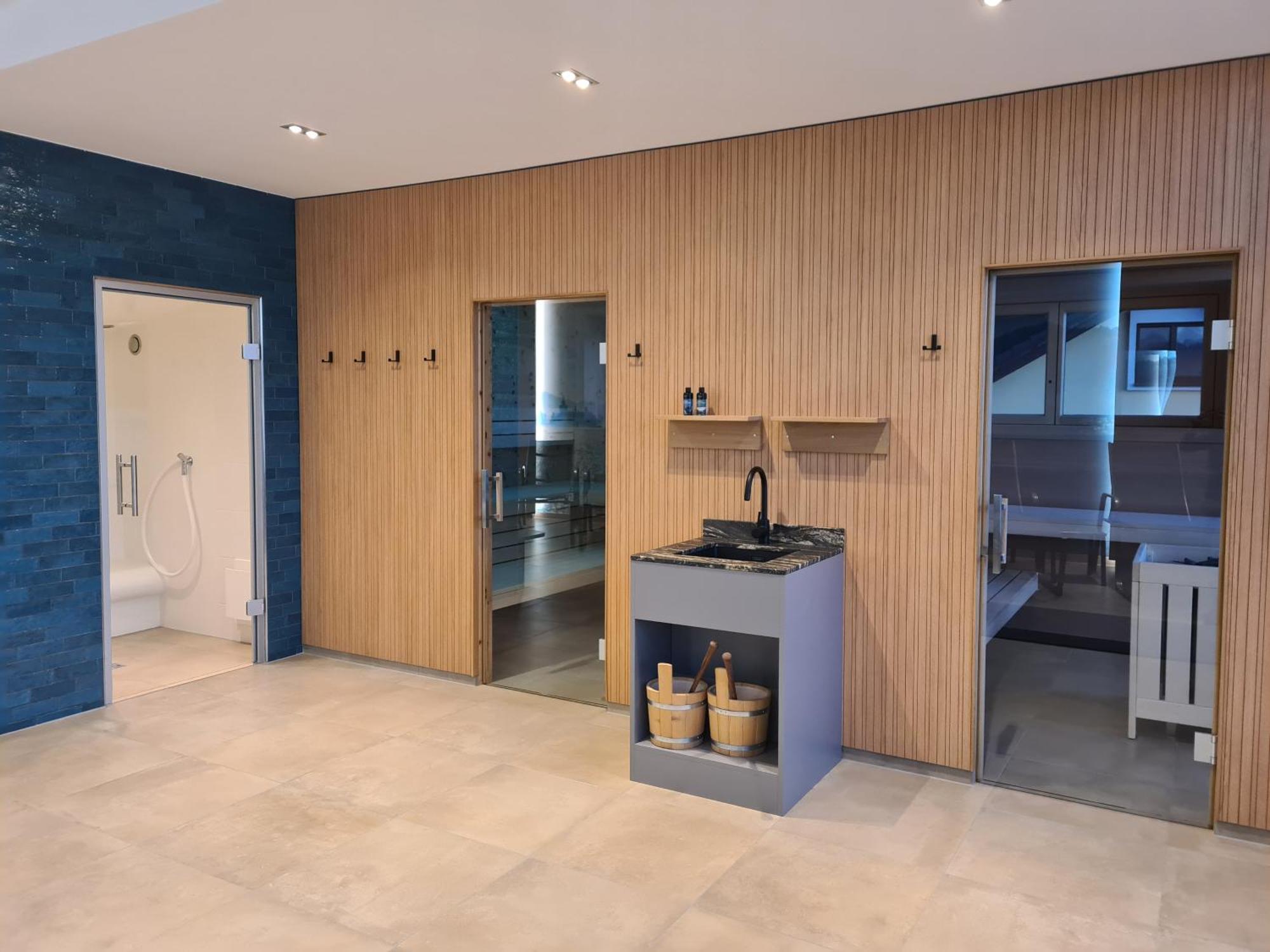 Seegasthof Hois'N Wirt - Hotel Mit Wellnessbereich Gmunden Ngoại thất bức ảnh